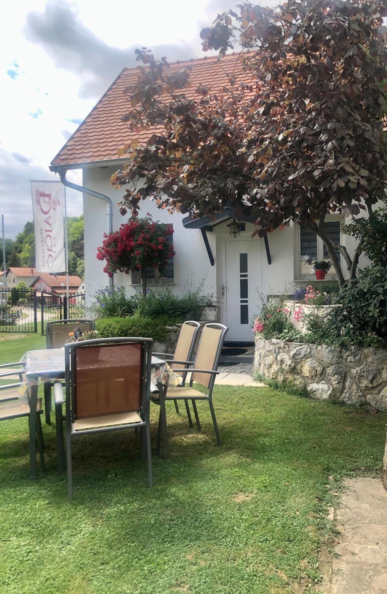 Holiday House Apartments Dajcic Varazdinske Toplice Eksteriør billede